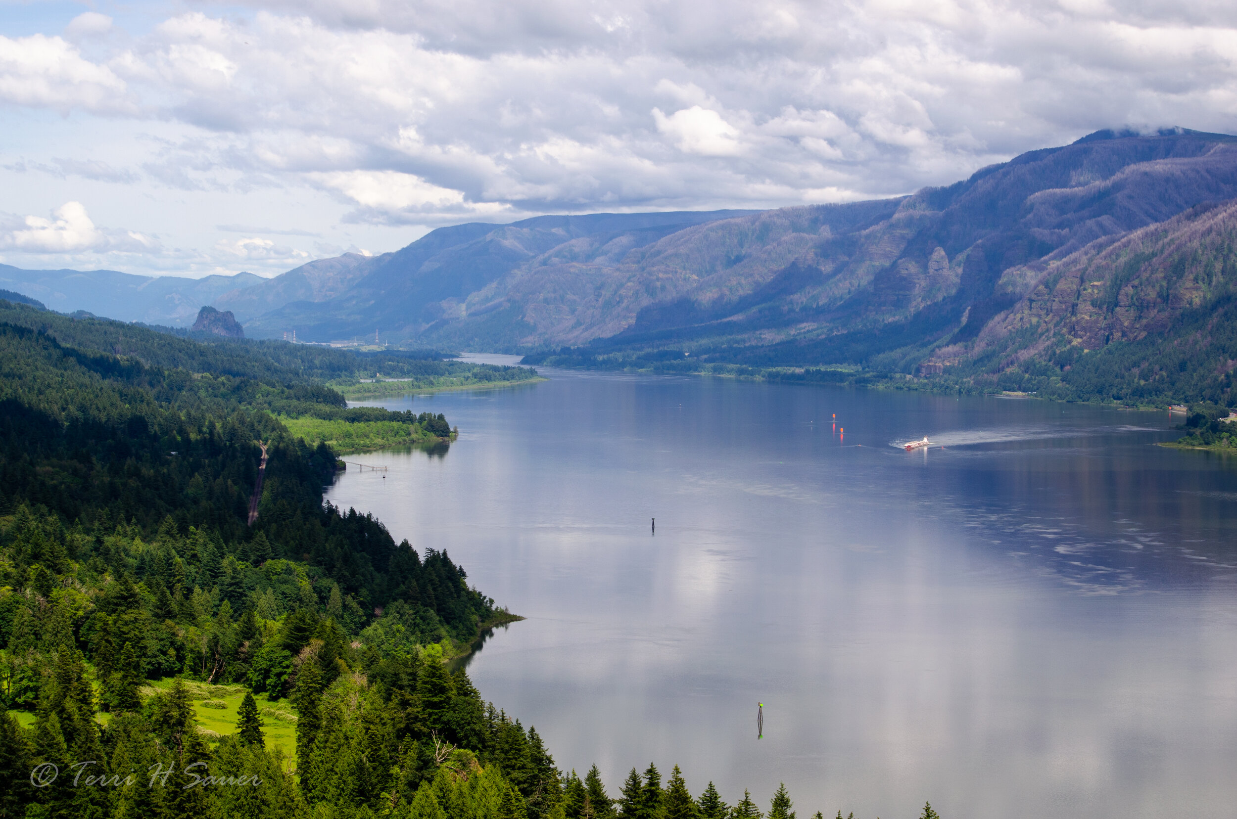 Hotel Stevenson Reinvented Hotel in Stevenson, Washington